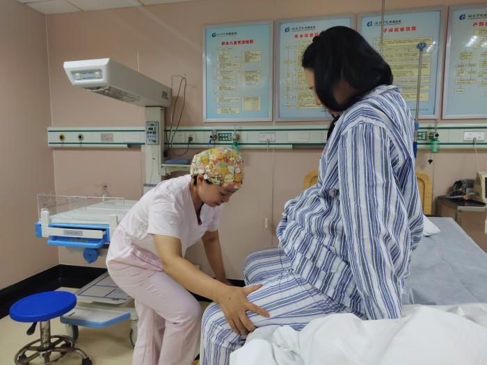 二十年接生两千婴 (2).jpg