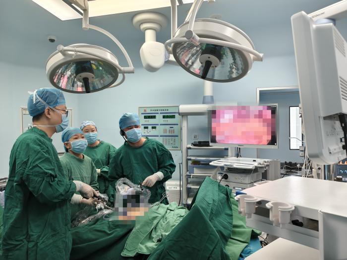 聚焦第5届潇湘外科周：我院首场手术直播精彩亮相
