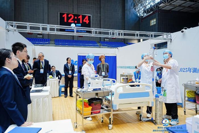 湘南学院附属医院在2025年湖南省住院医师规范化培训临床技能竞赛中夺冠1 (5).jpg