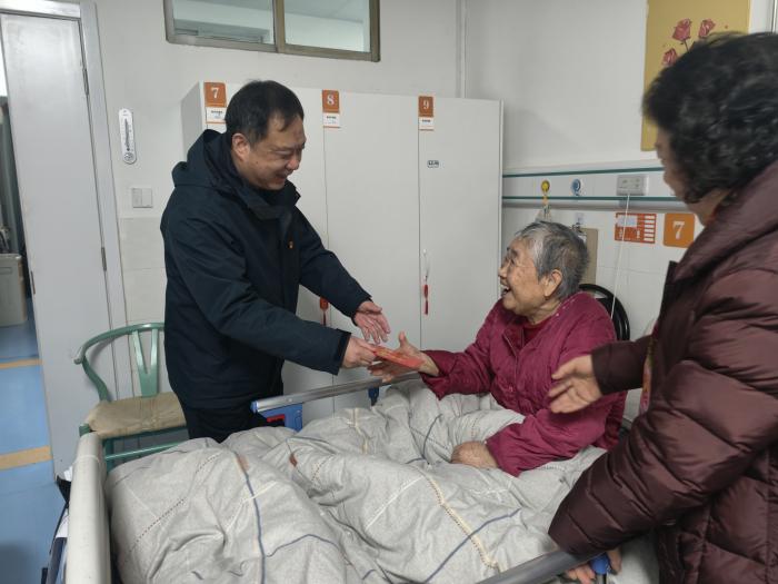 湘南学院附属医院开展春节走访慰问困难党员、困难职工活动
